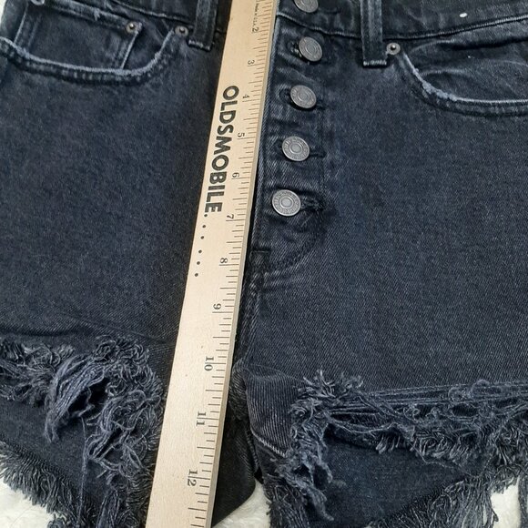 Abercombie & Fitch Black Woman's High Rise Button Fly Distress Denim Shorts 27/4 - Picture 6 of 10